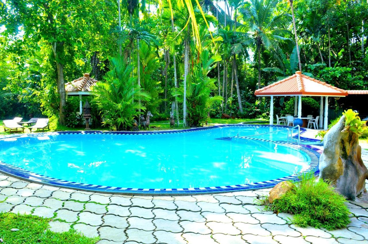 Ayubowan Swiss Lanka Bungalow Resort Bentota Kültér fotó